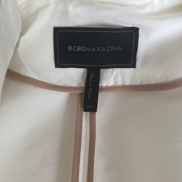 BCBGMaxAzaria Cream Coat Size XS - Picture 5 of 6